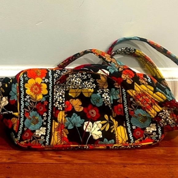 VERA BRADLEY FLORAL SHOULDER BAG-EUC - Picture 4 of 13